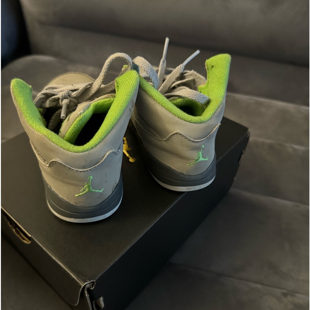 AIR JORDAN 5